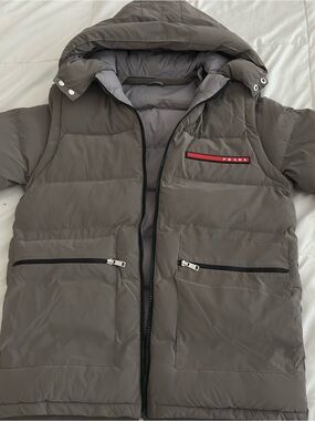 Prada Men's Hooded Puffer Jacket - Gray with Red Logo Accent Size Small